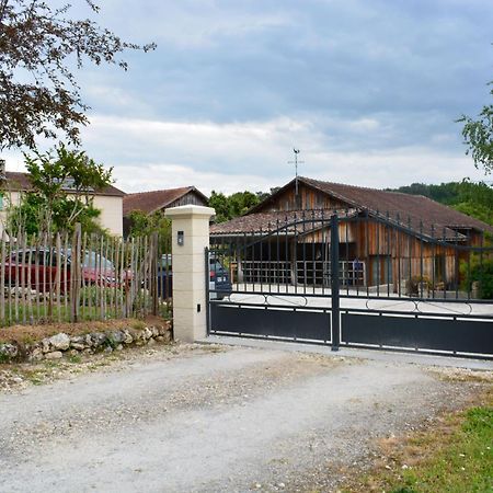Gites Le Clos Du Verger Maurens  Buitenkant foto