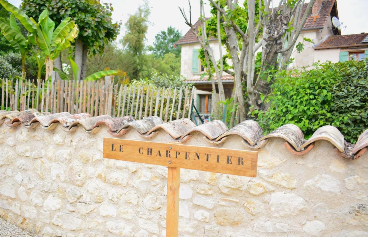 Gites Le Clos Du Verger Maurens  Buitenkant foto